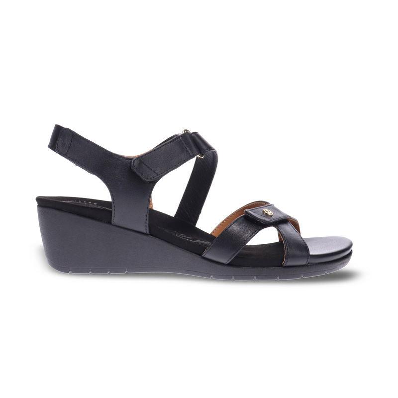 Casablanca Backstrap Wedge