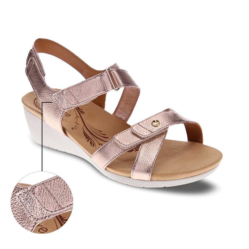Casablanca Backstrap Wedge