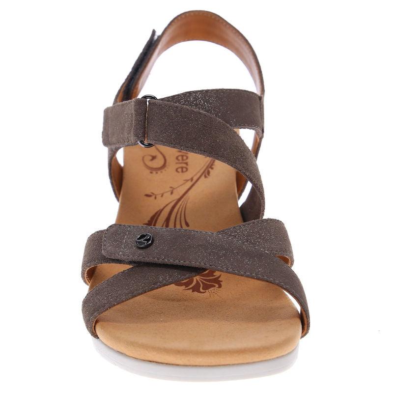Casablanca Backstrap Wedge