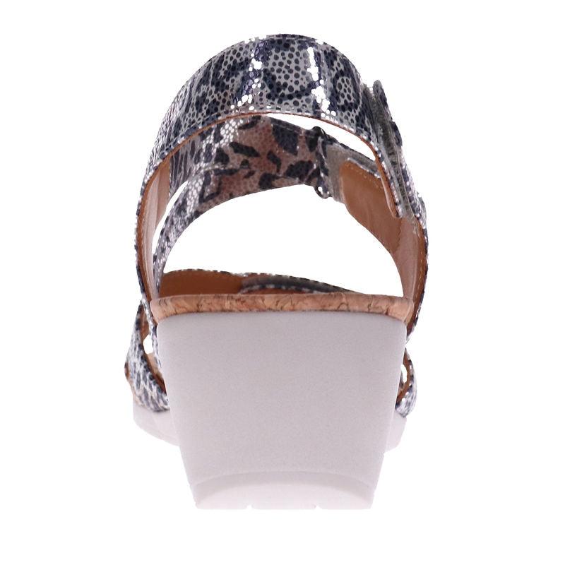 Casablanca Backstrap Wedge