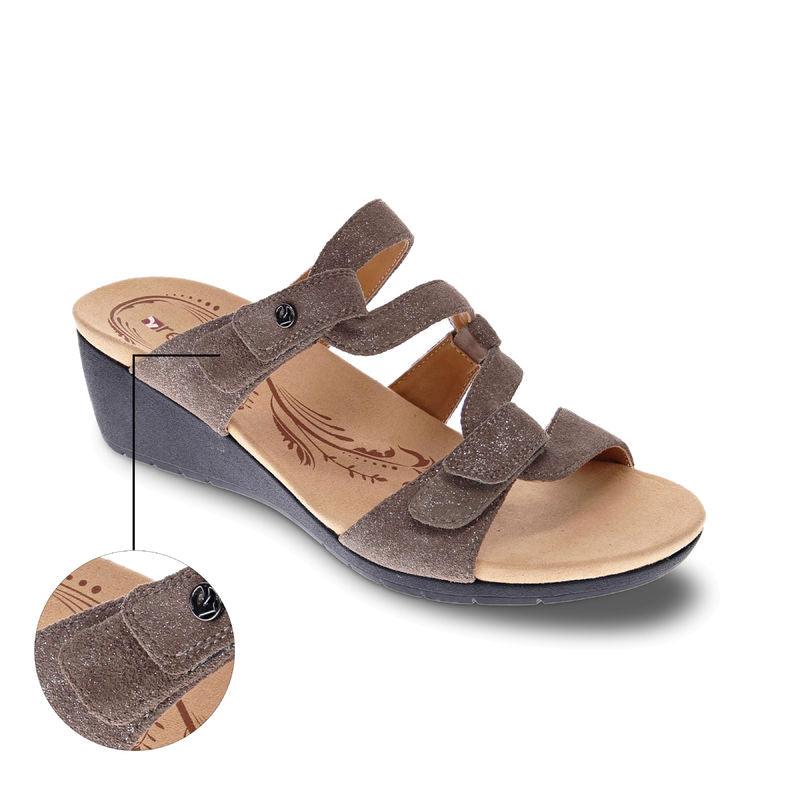 Sofia Wedge Slide