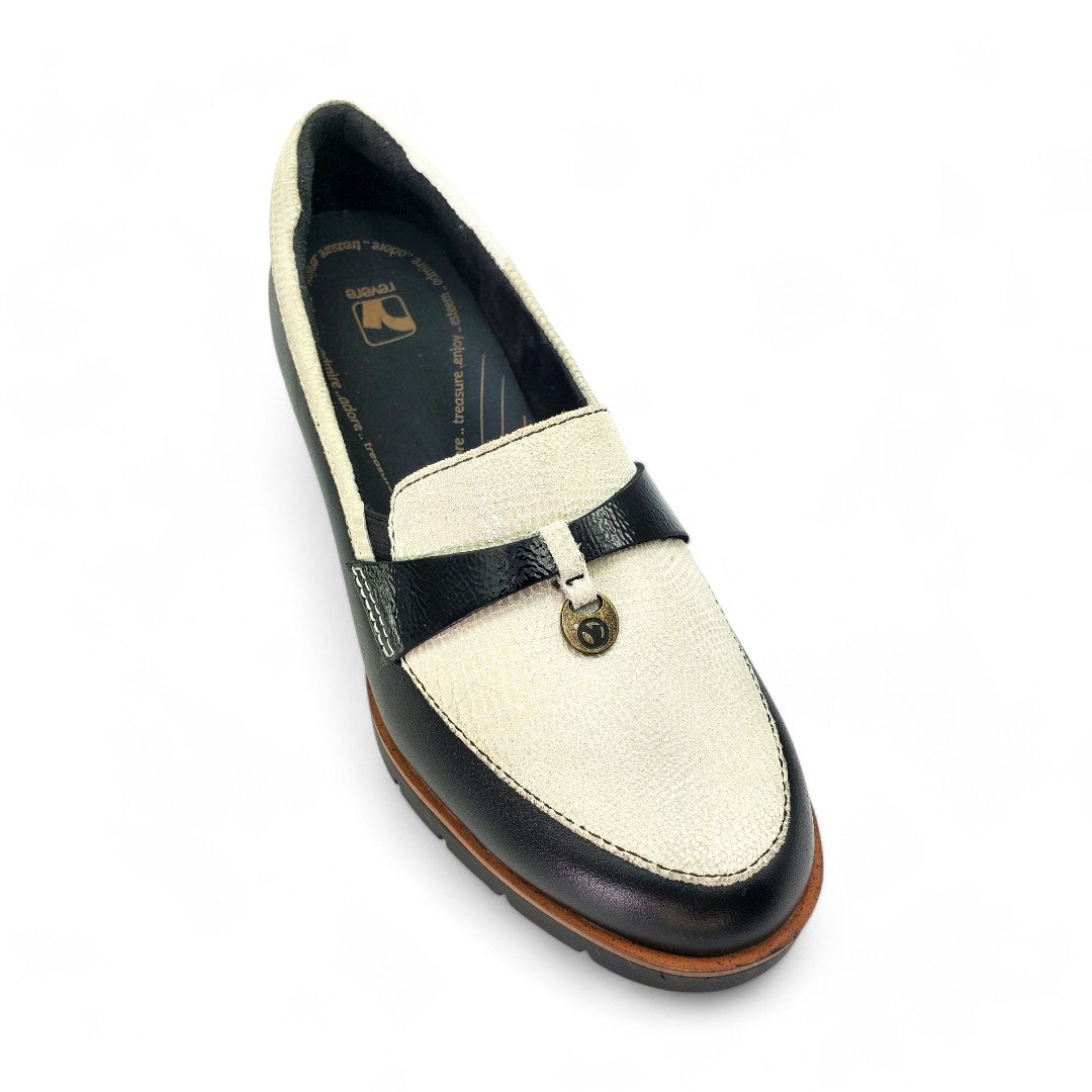 Pamplona Wedge Loafer